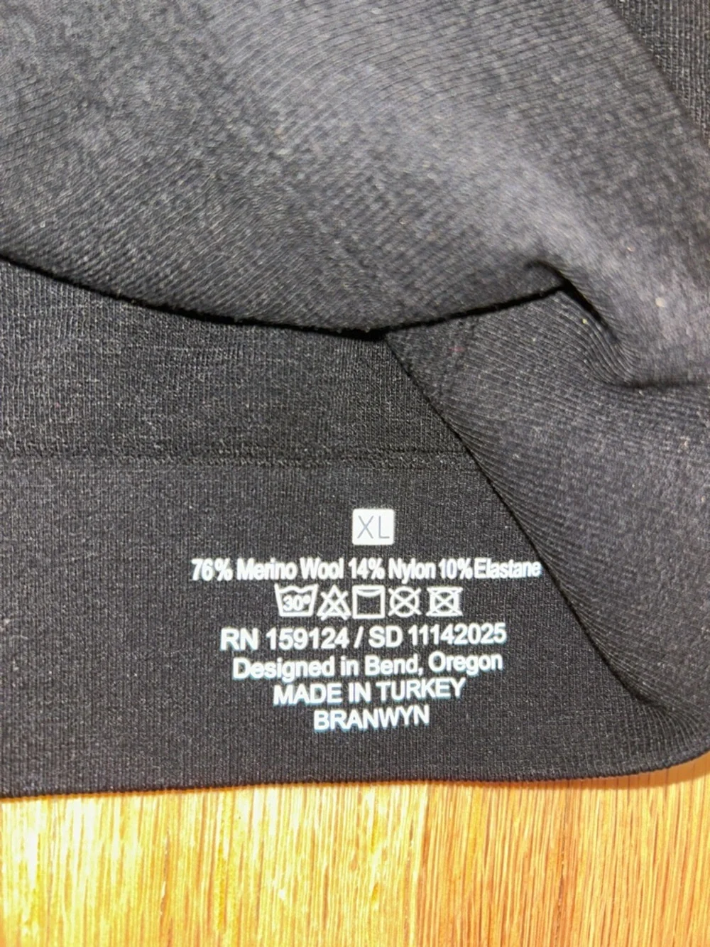 Branwyn Merino Essential Racerback Sports Bra - Picture 5 of 5